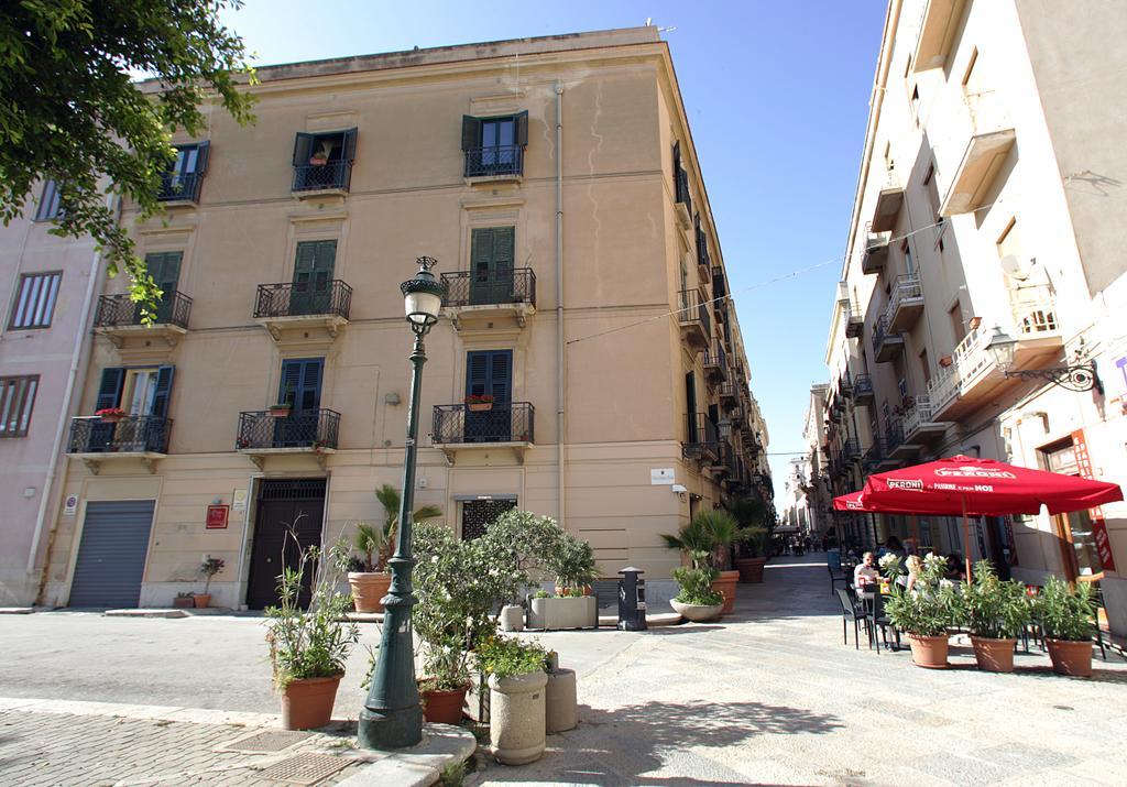 Alla Marina Bed And Breakfast Trapani Luaran gambar